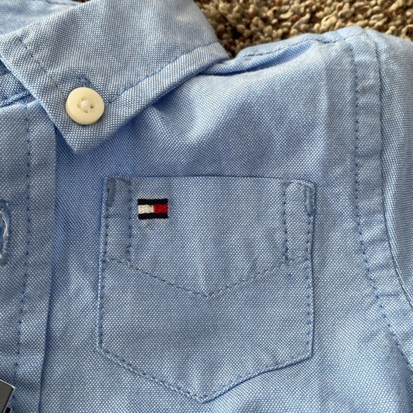 Tommy Hilfiger | Baby | Blue | Button Down Shirt | size 3-6 M | NWT - Picture 3 of 5